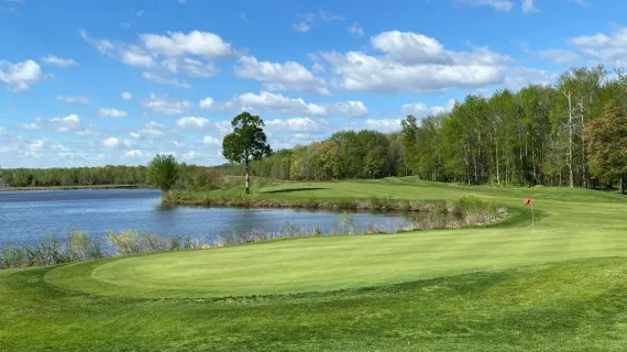Two teams share medal in Four-Ball Qualifying at Mercer Oaks