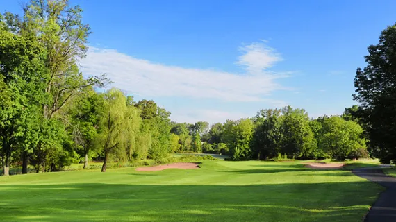 Three share medal in Amateur qualifying at Quail Brook