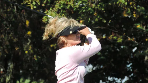 Fran Gacos Takes Lead After First Round Of Women's Senior