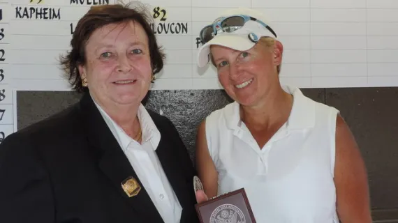 Alicia Kapheim Medalist At U.S. Women's Mid-amateur Qualifier