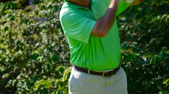 Defending Champion Bill Henry Leads Round One Of The Super-senior Championship