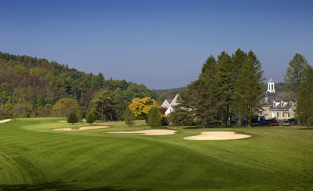 Plan For Fall Colors: Play-away With Exclusive Offer At Spectacular Moselem Springs